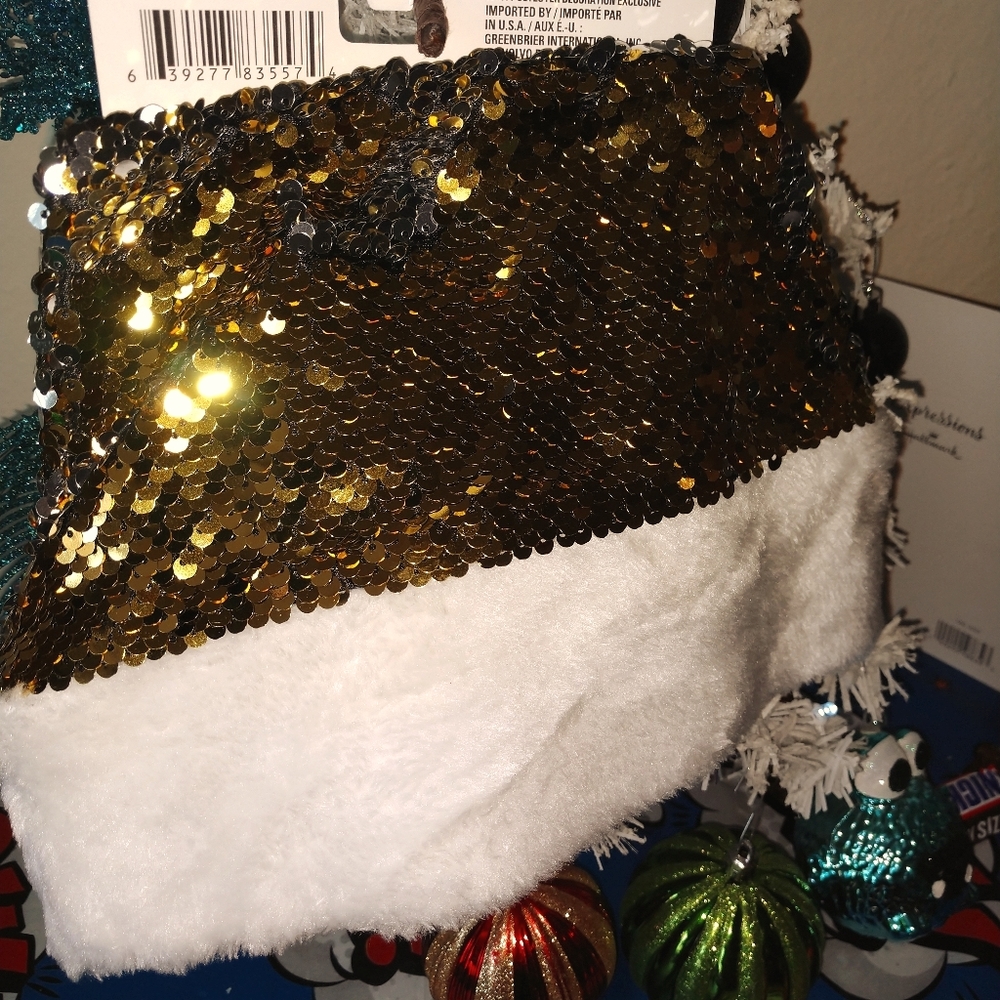 Gold metallic Xmas hat